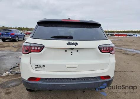 2019 Jeep Compass Latitude z USA, uszkodzony, nr VIN 3C4NJDBB2KT768187